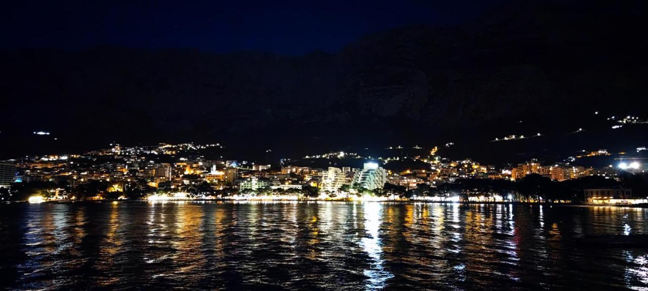 Rooms Lucky Makarska Exterior foto
