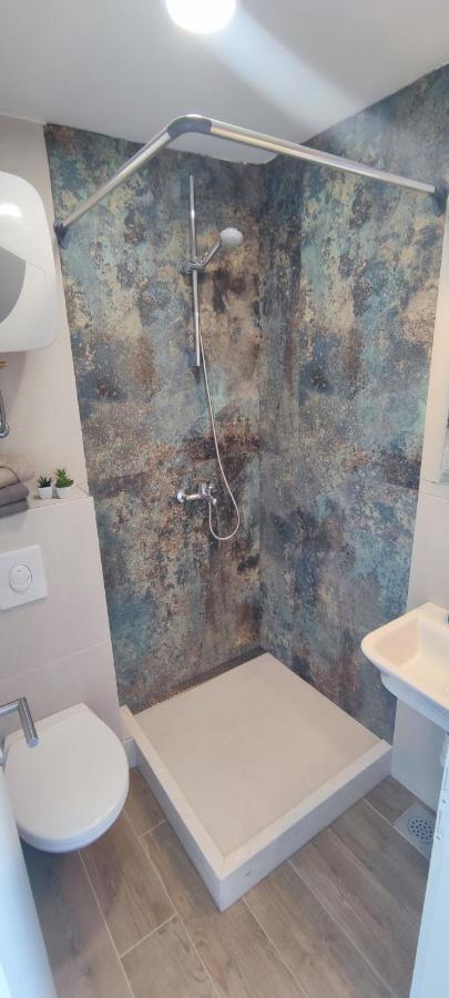 Rooms Lucky Makarska Exterior foto